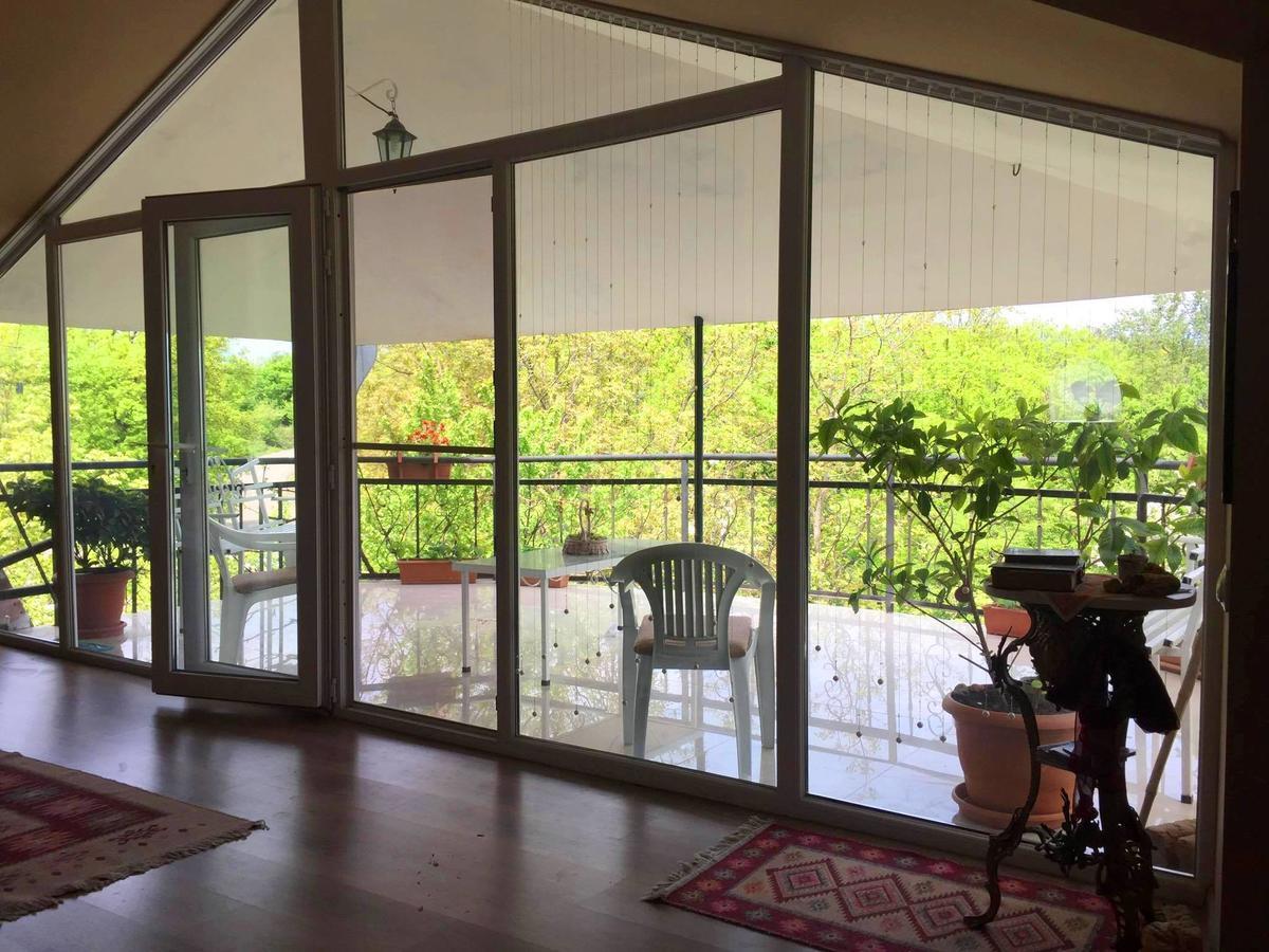 Nino'S Veranda Apartment テラヴィ エクステリア 写真